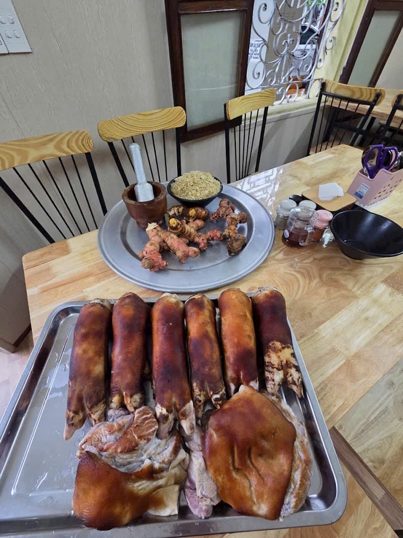 Bún Móng Giả Cầy