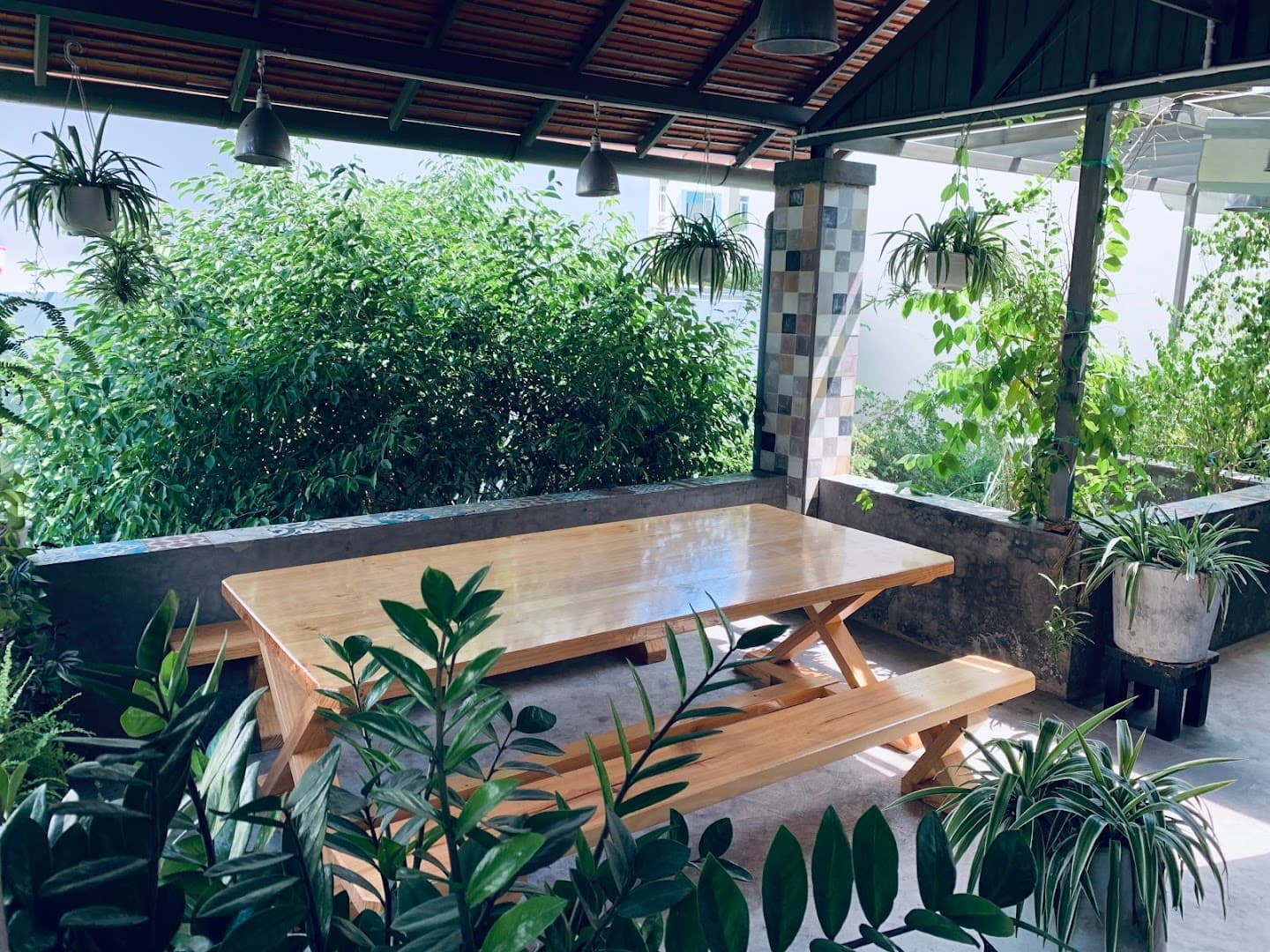 GHẾ ĐẨU - COFFEE AND FOOD