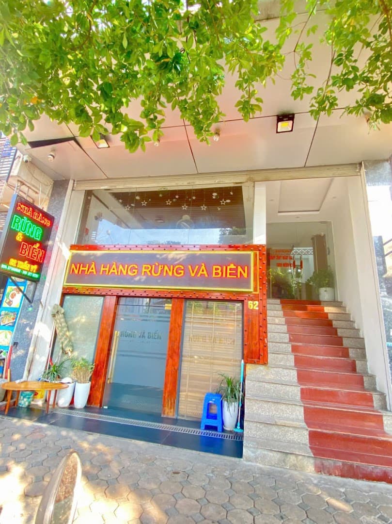 Nhà hàng Rừng và Biển