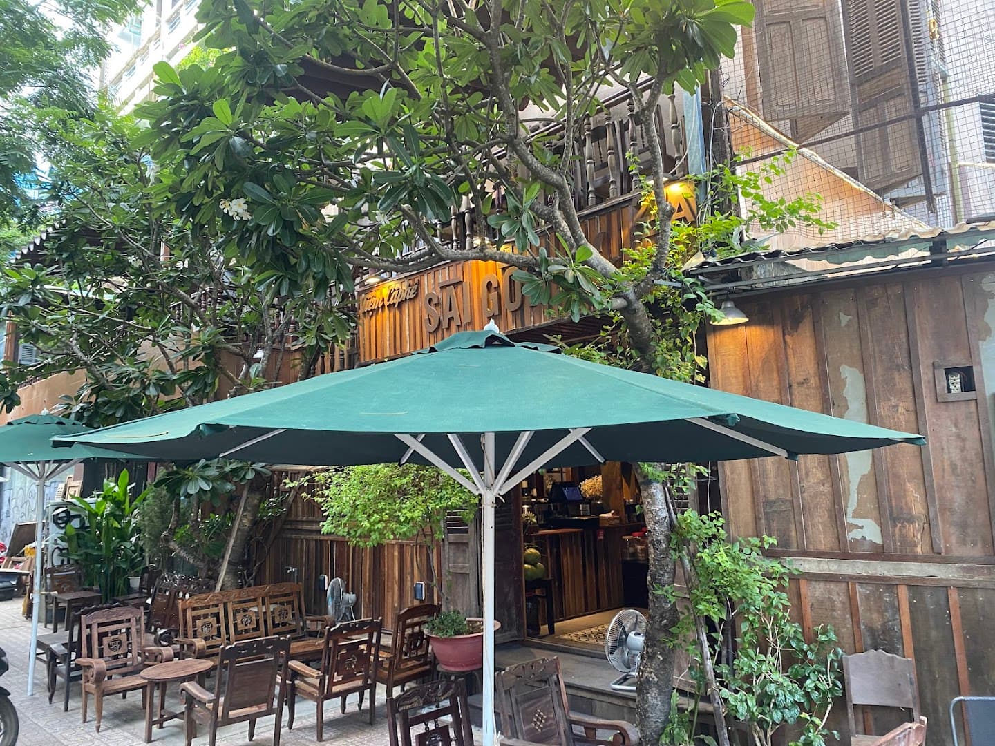 Tiệm cà phê Sài Gòn Xưa