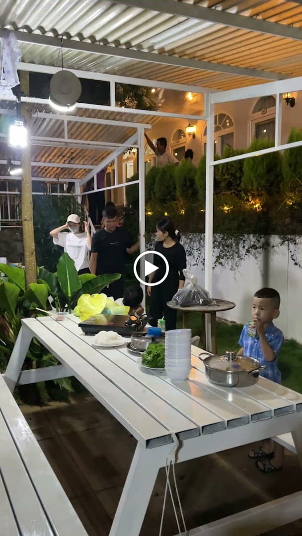 Lẩu Gà Lá É Alida & Homestay Đà Lạt Giá Rẻ