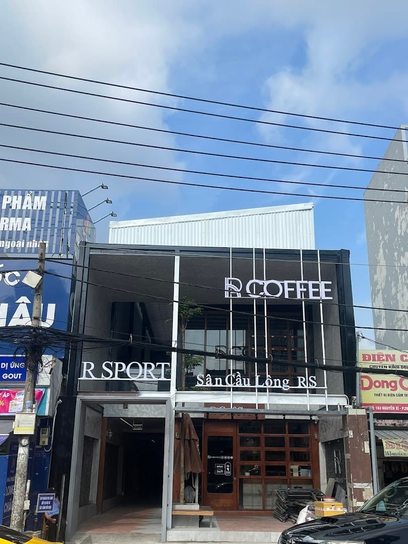 R Coffee - Nguyễn Xí