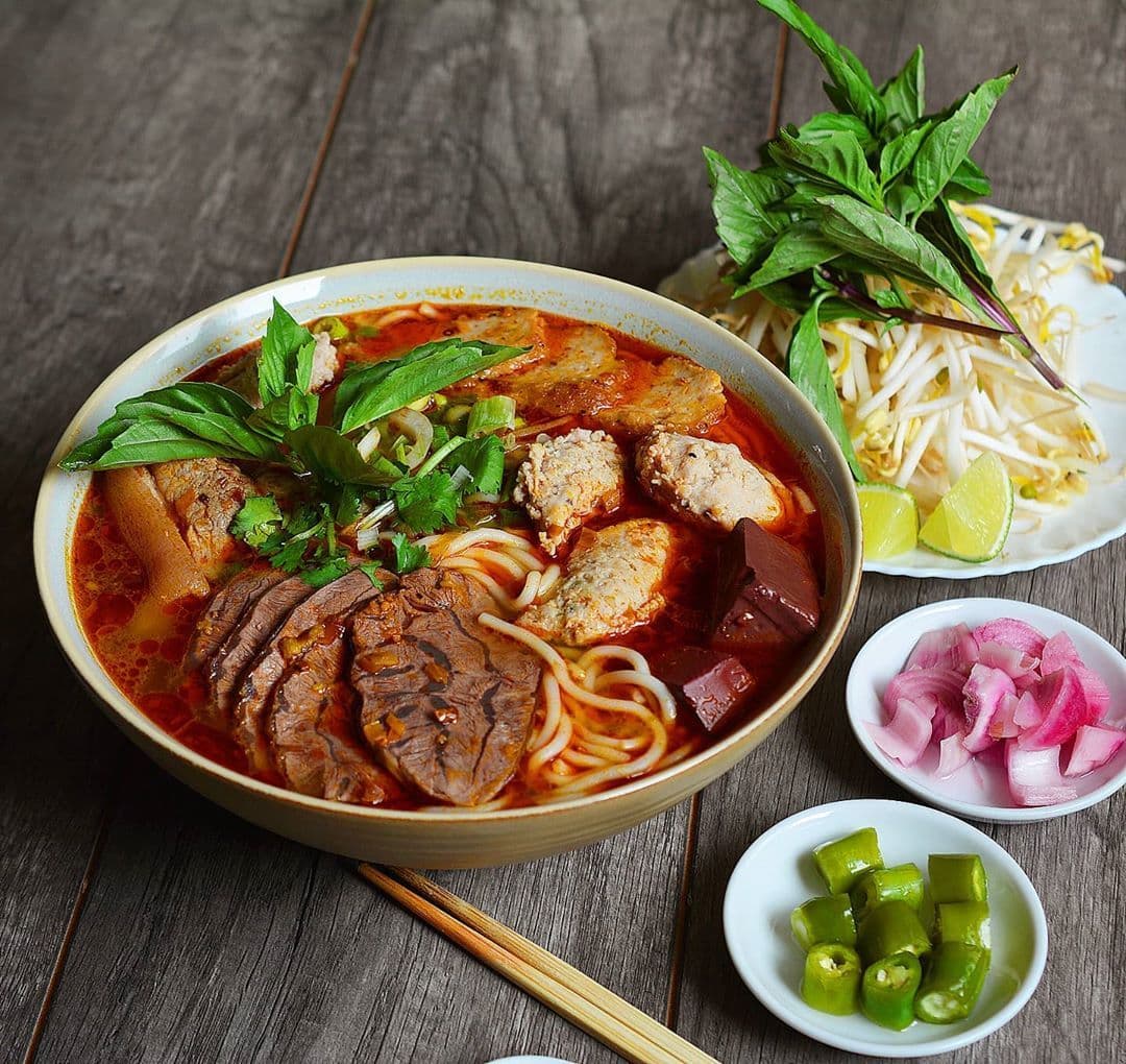 Bún Bò Huế Chính Gốc Chị Hoàng