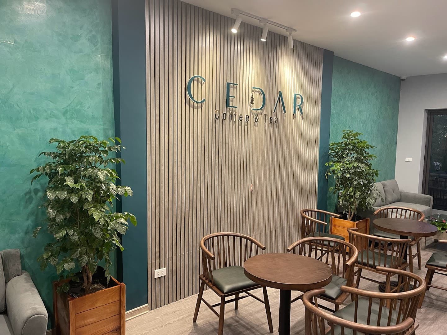 Cedar Coffee & Tea