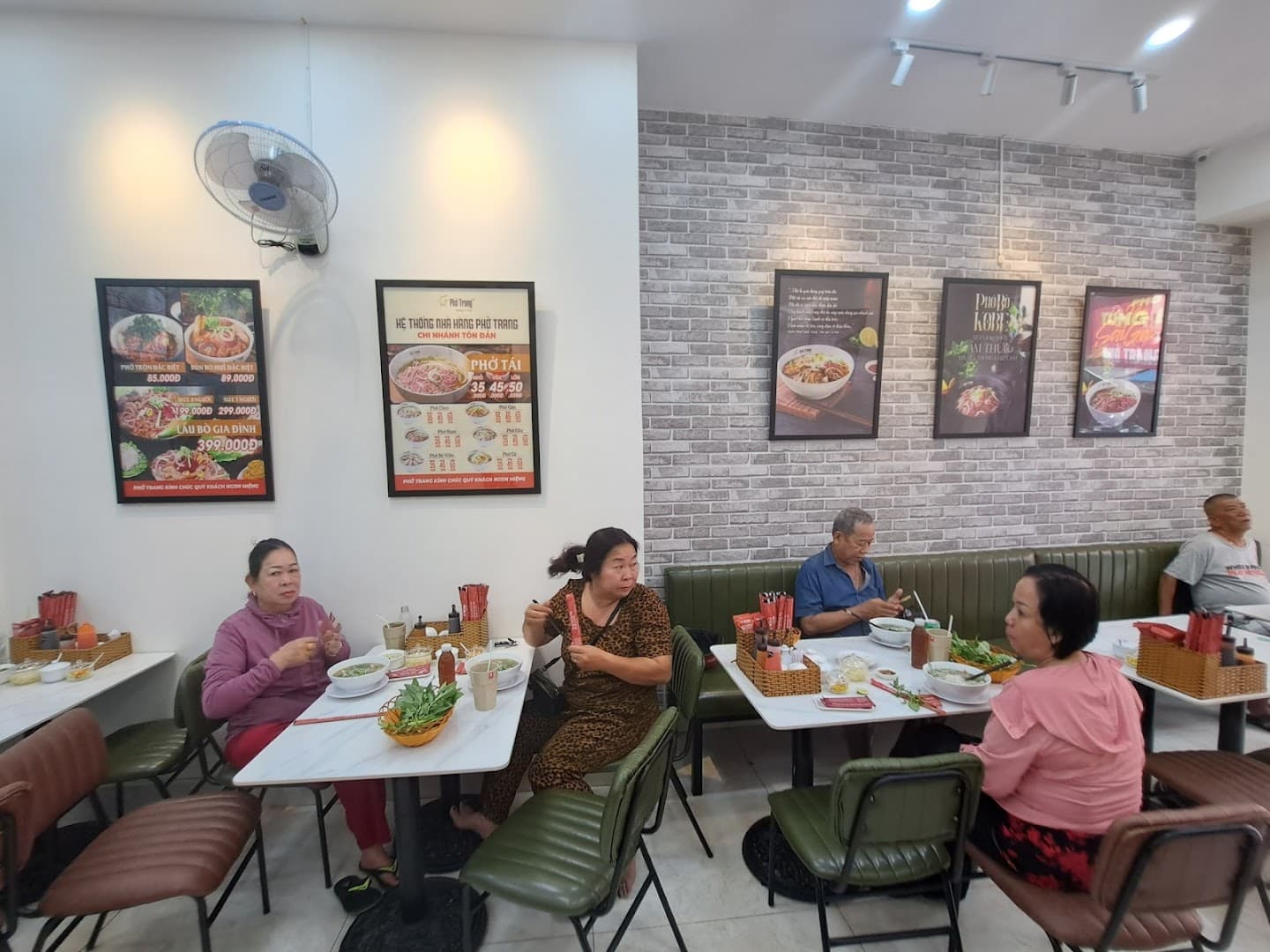 Phở Trang -Tôn Đản