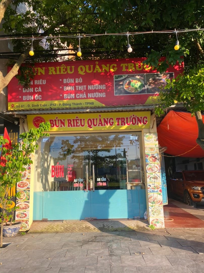 Bún riêu quảng trường
