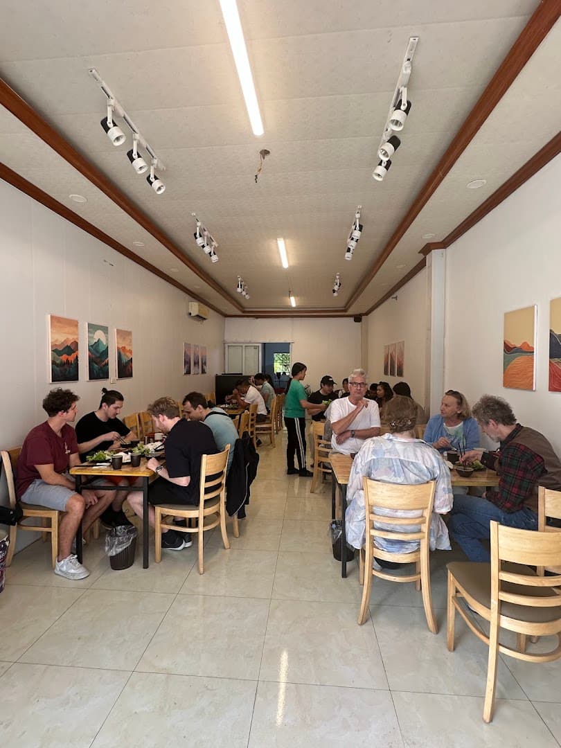 BÚN CHẢ QUẠT CỐ ĐÔ ( bán cả ngày )