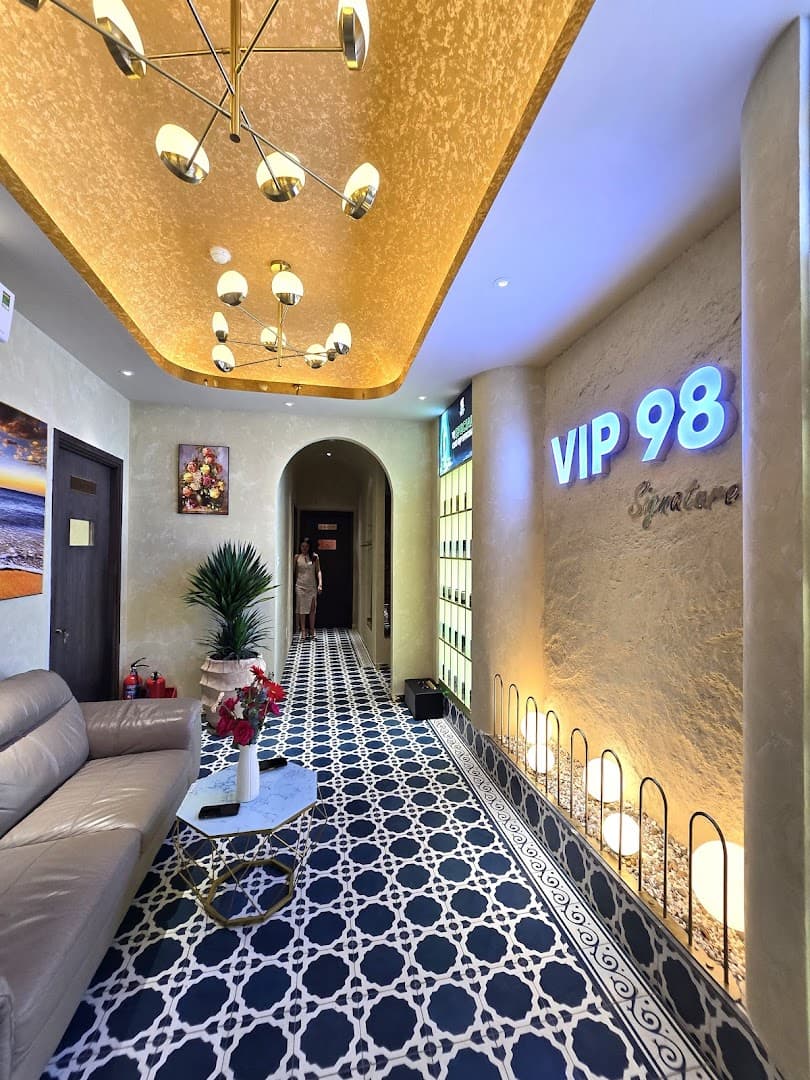 VIP98 LUXURY RESTAURANT