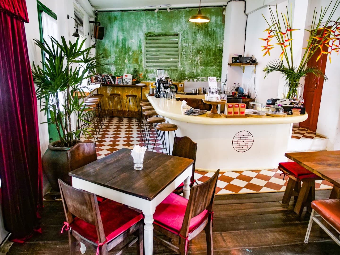 Quán Cà Phê The Old Compass