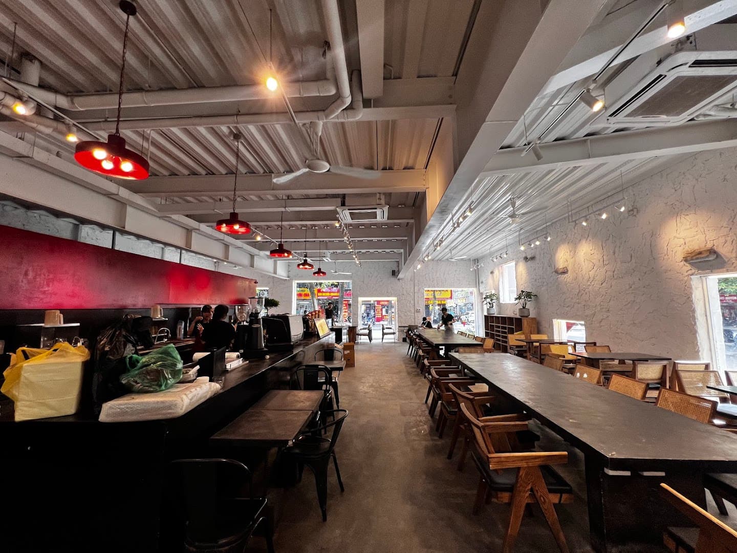 Contrast Coffee 24h Tô Hiệu