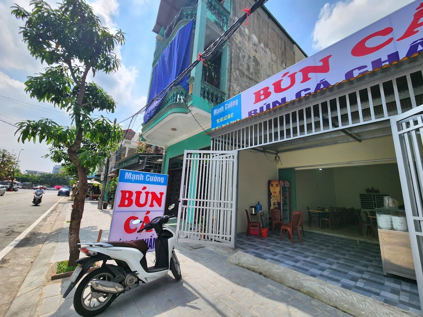 Bún Cá - Phở Gà