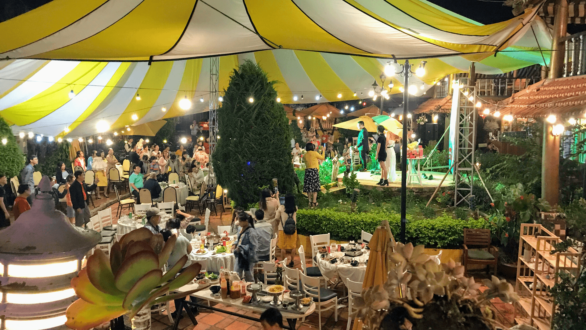 Quán cafe nhạc Trịnh Acoustic Memory Đà Lạt - Memory acoustic Dalat coffee