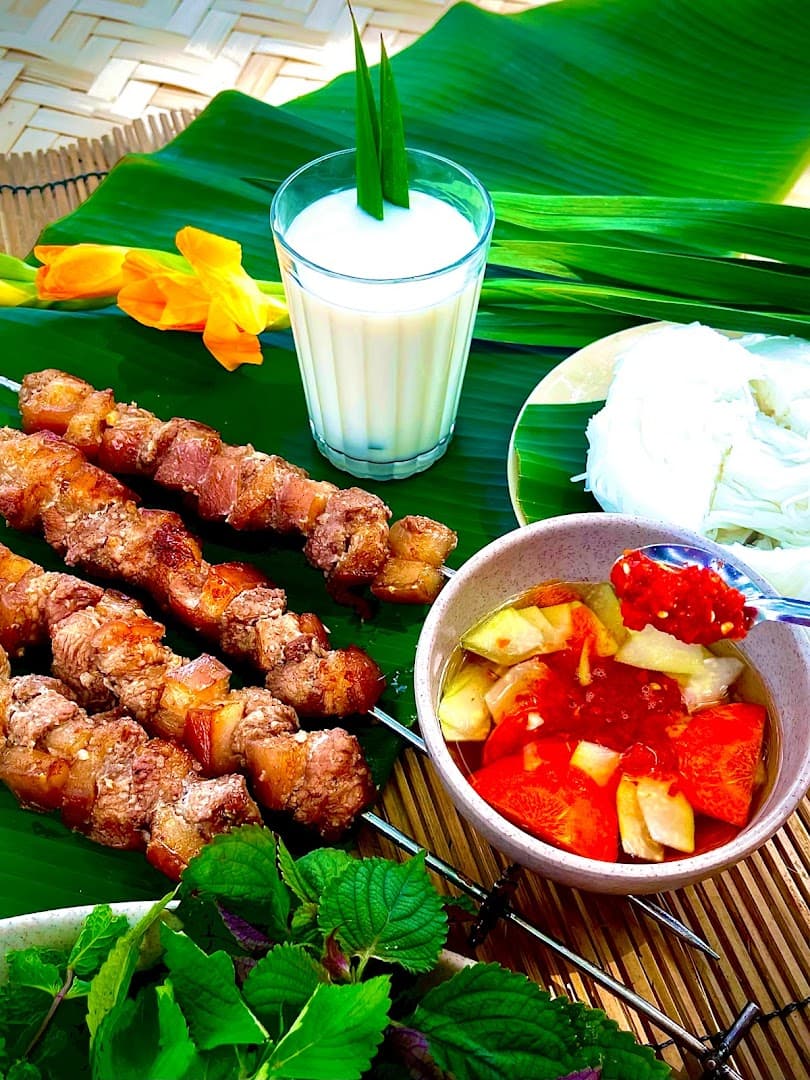 Bún Thịt Xiên Nướng Than Hoa - Đặc Sản Ninh Bình
