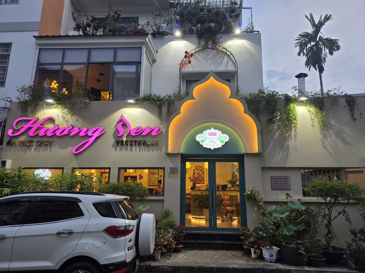 Nhà Hàng Chay Hương Sen