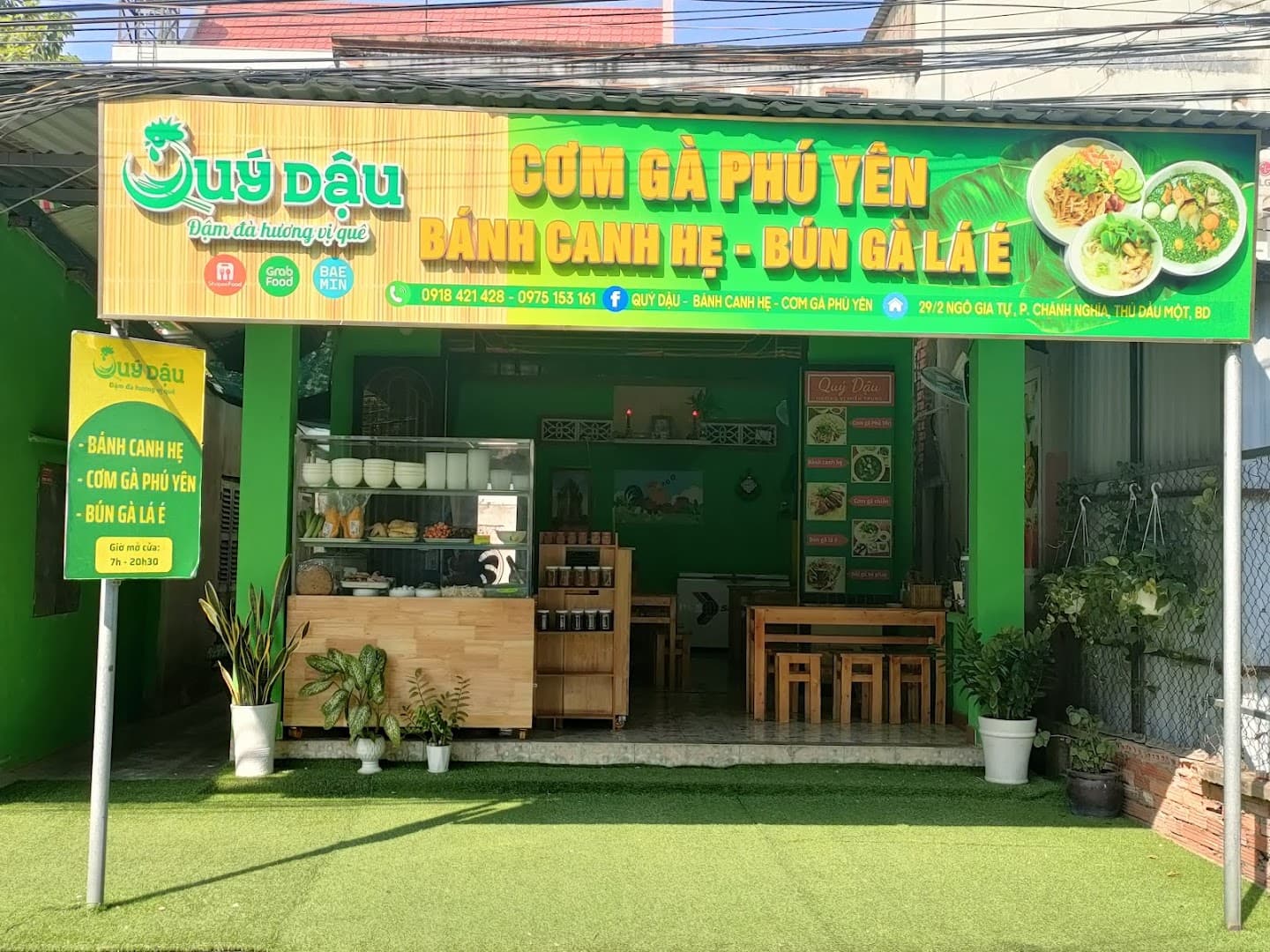 Quán ăn Quý Dậu