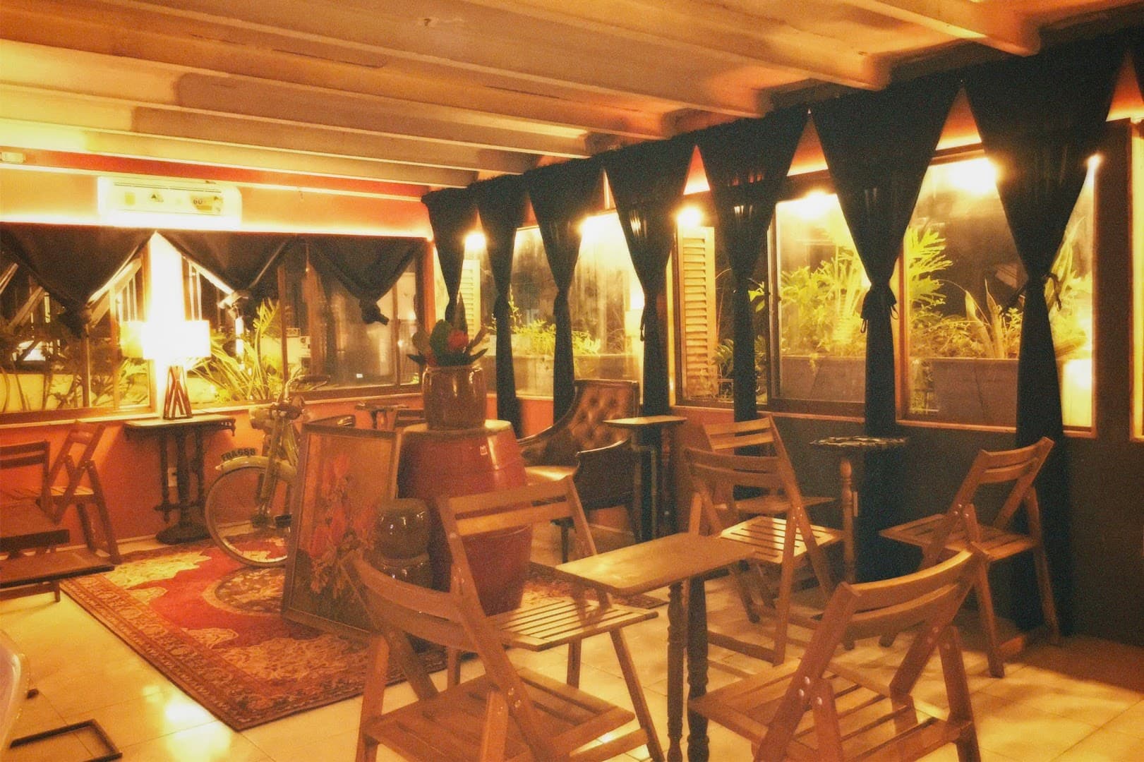 Sài Gòn Đậm Đắng