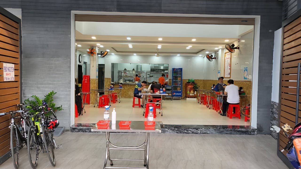 Phở Nguyên - 932 AB Trường Sa