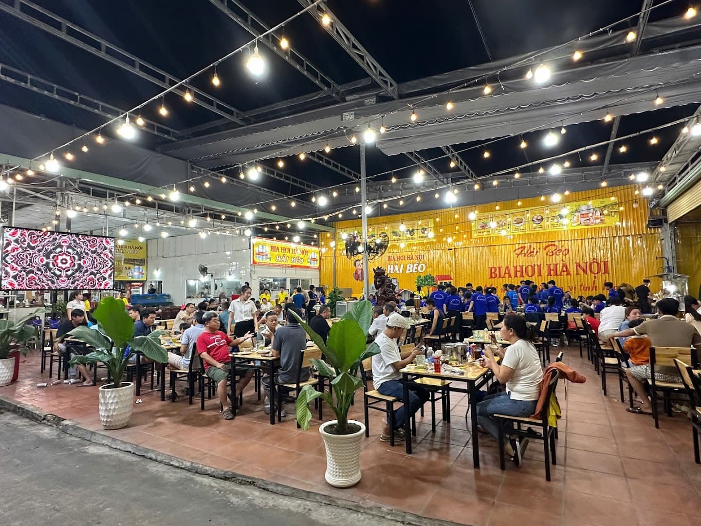 Bia Hơi Hà Nội Hải Béo 1