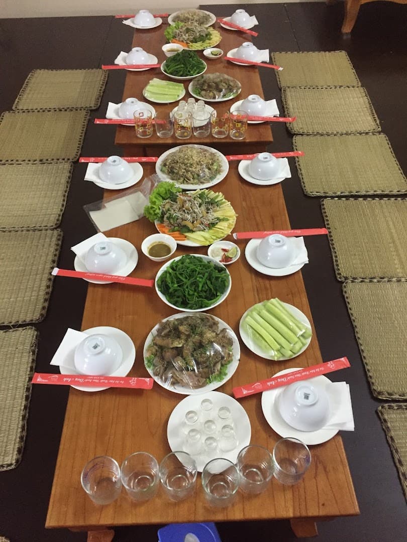 Nhà hàng NHỚ 2 món ăn đồng quê - Gà ngon. Đẳng cấp - uy tín.