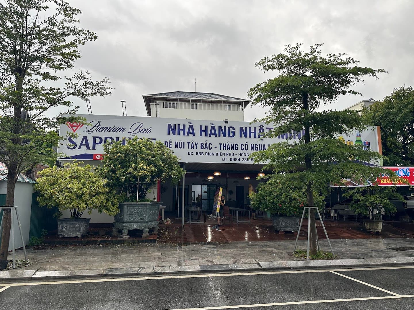 Nhà hàng Nhật Minh - thịt dê - thắng cố ngựa - bún hải sản hòn gai