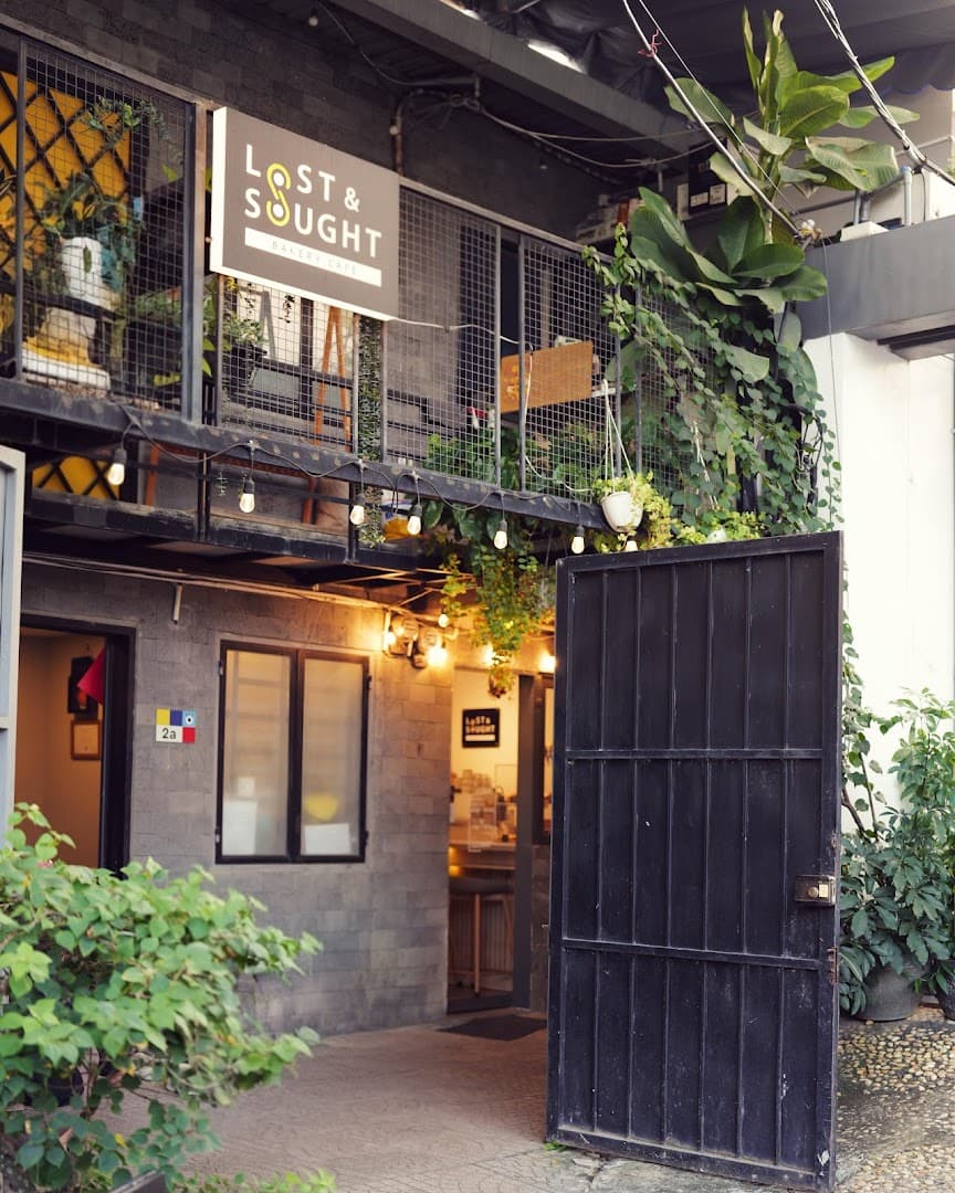 LOST & SOUGHT - BAKERY CAFE