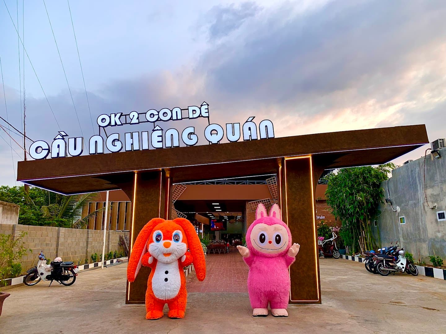 Cầu Nghiêng Quán