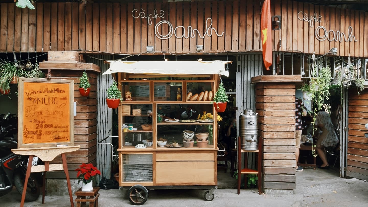 Cà phê Oanh