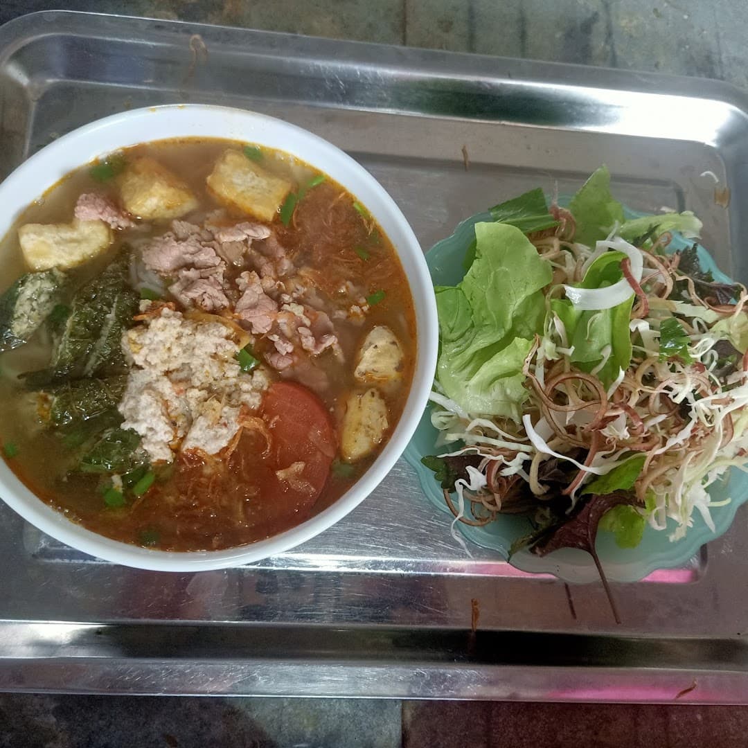Bún riêu cua bà dung